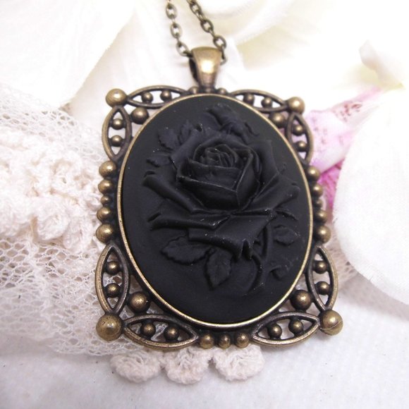 fancy fox Jewelry - Victorian Black Rose Cameo Bronze Necklace Antique